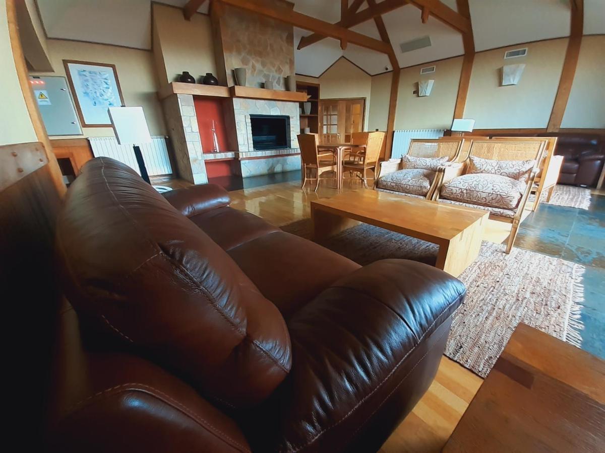 Hotel Y Cabanas Llanuras De Diana - Caja Los Andes بويرتو ناتالز المظهر الخارجي الصورة